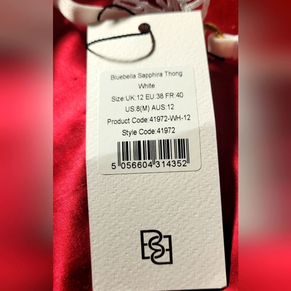 NWT white Blueubella Sapphira set Wired Bra 34DD/E and Thong size M - Picture 14 of 15